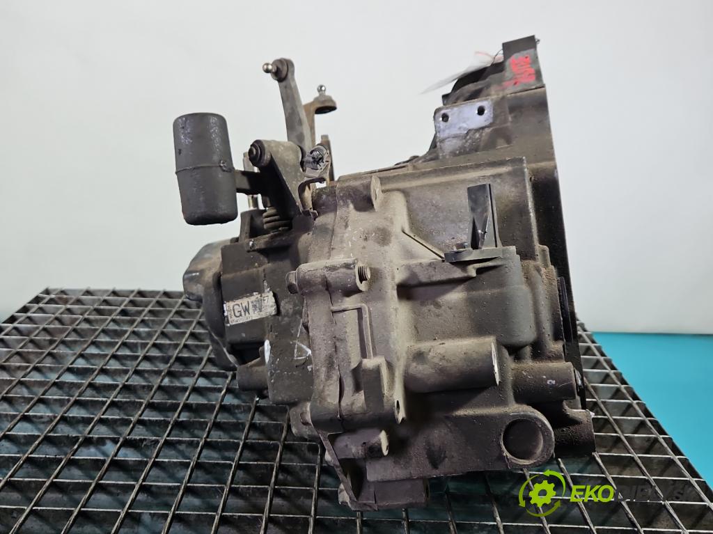 Mazda 5  2005-2010 2.0 16V 145 HP manual 107 kW 1999 cm3 5- prevodovka stupeň,rýchlosť manual F7