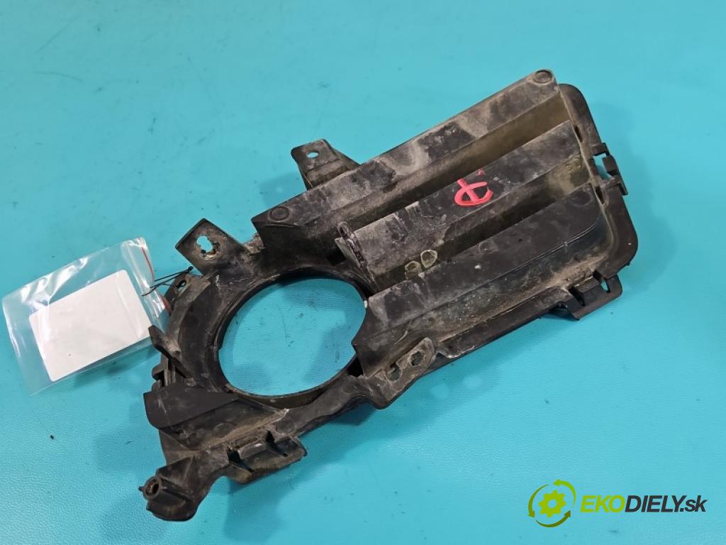 Mazda 5  2005-2010 2.0 16V 145 hp manual 107 kW 1999 cm3 5- Zaślepka: mřížka: nárazníku pravé C236-50C11