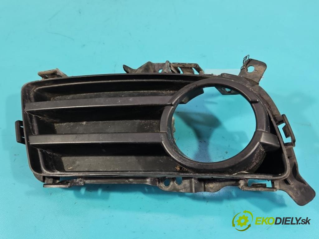 Mazda 5  2005-2010 2.0 16V 145 hp manual 107 kW 1999 cm3 5- Zaślepka: mřížka: nárazníku pravé C236-50C11