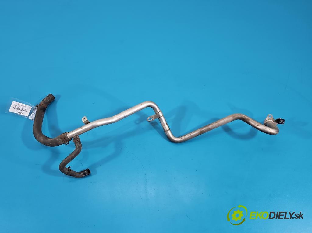 Porsche Cayenne I 2002-2010 4.8 V8 automatic 283 kW 4806 cm3 5- trubka systému chłodzenia 94818802202
