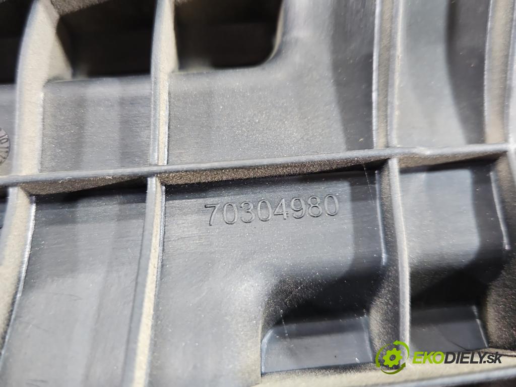 Porsche Cayenne I 2002-2010 4.8 V8 automatic 283 kW 4806 cm3 5- zvod nasávací 70304980 (Sacie potrubie)