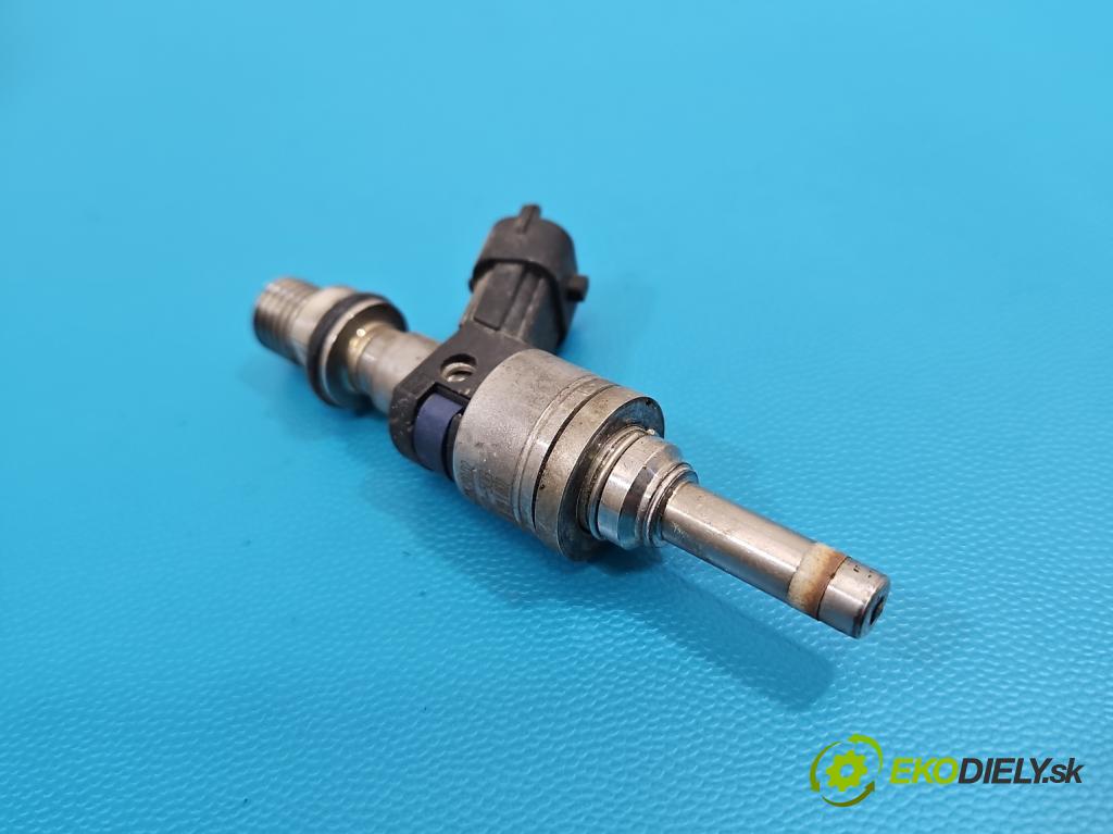Porsche Cayenne I 2002-2010 4.8 V8 automatic 283 kW 4806 cm3 5- vstrek benzín 94860523002