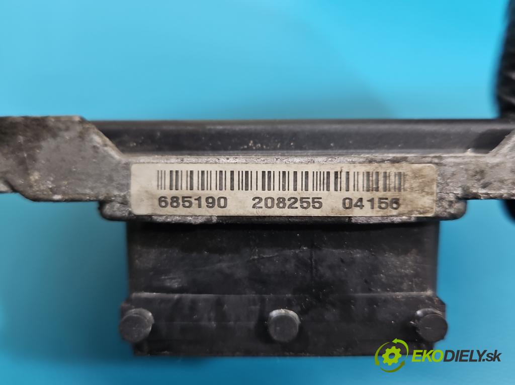 Opel Meriva A 2002-2010 1.4 16V 90 HP manual 66 kW 1364 cm3 5- riadiaca jednotka motora 0261208255
