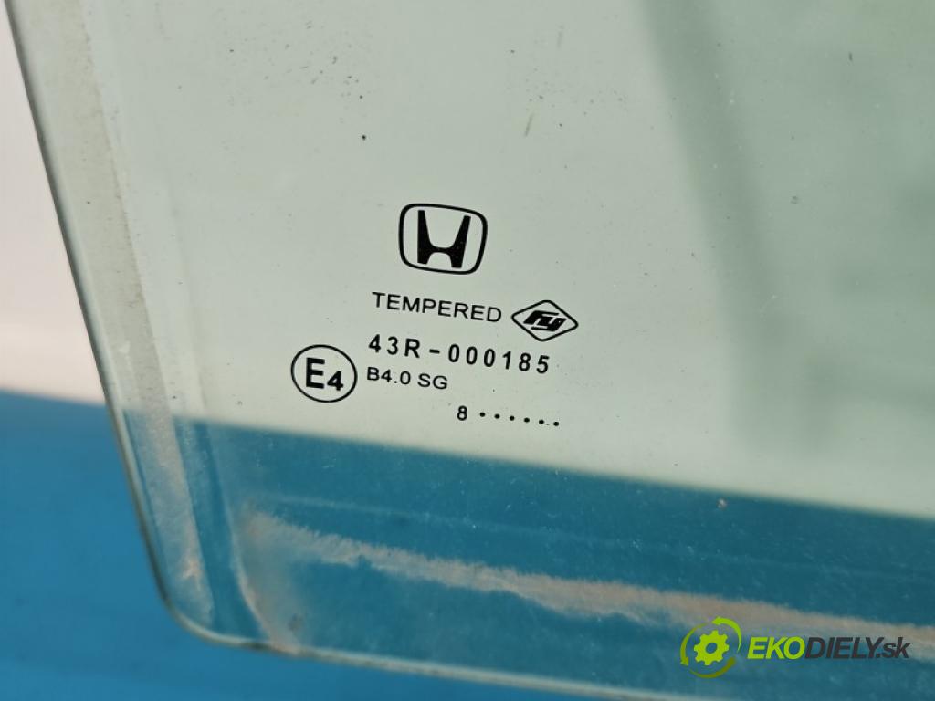 Honda CR-V V 2016-2023 1.5 T 193 HP automatic 142 kW 1498 cm3 5- sklo dvere zadné pravé