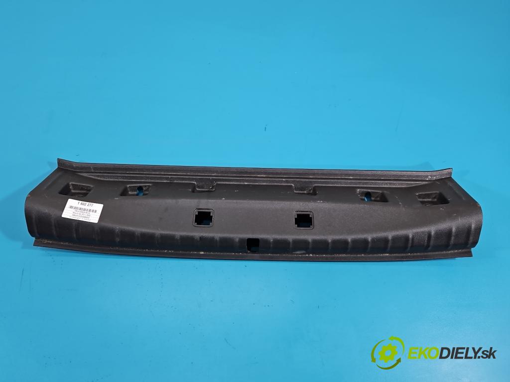Bmw 5 G30 2017-2024 2.0 T 184 hp automatic 135 kW 1998 cm3 4- kryt plastová 51477373574