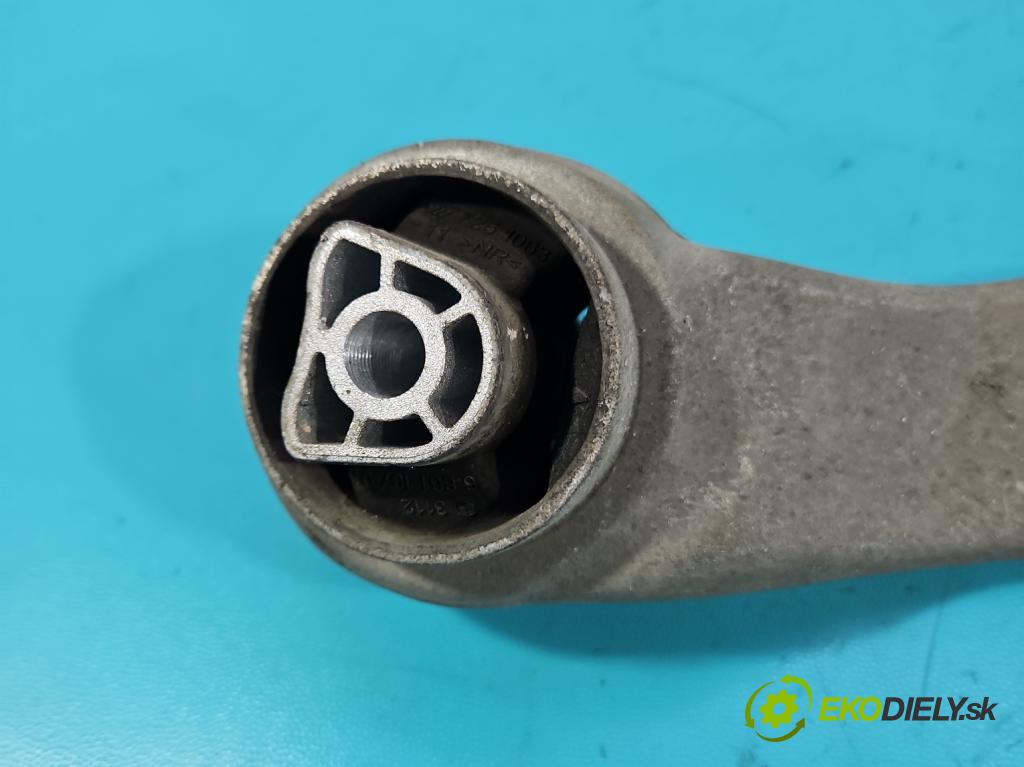 Bmw 5 G30 2017-2024 2.0 T 184hp automatic 135 kW 1998 cm3 4- predné ľavý  (Kľučka dverí ostatné)