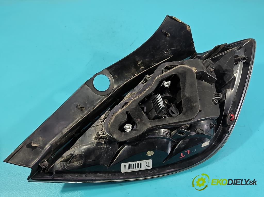 Opel Astra III 2004-2014 1.6 16V 116 HP manual 85 kW 1598 cm3 5- svetlo / reflektor zadné ľavé 13222324 (Kľučka dverí ostatné)