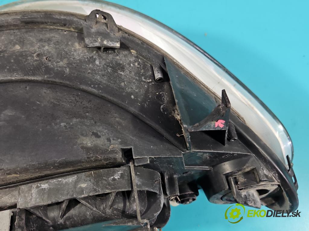 Fiat Albea 1.4 8V 77 HP manual 57 kW 1368 cm3 4- Reflektor: ľavý 517544720 (Kľučka dverí ostatné)