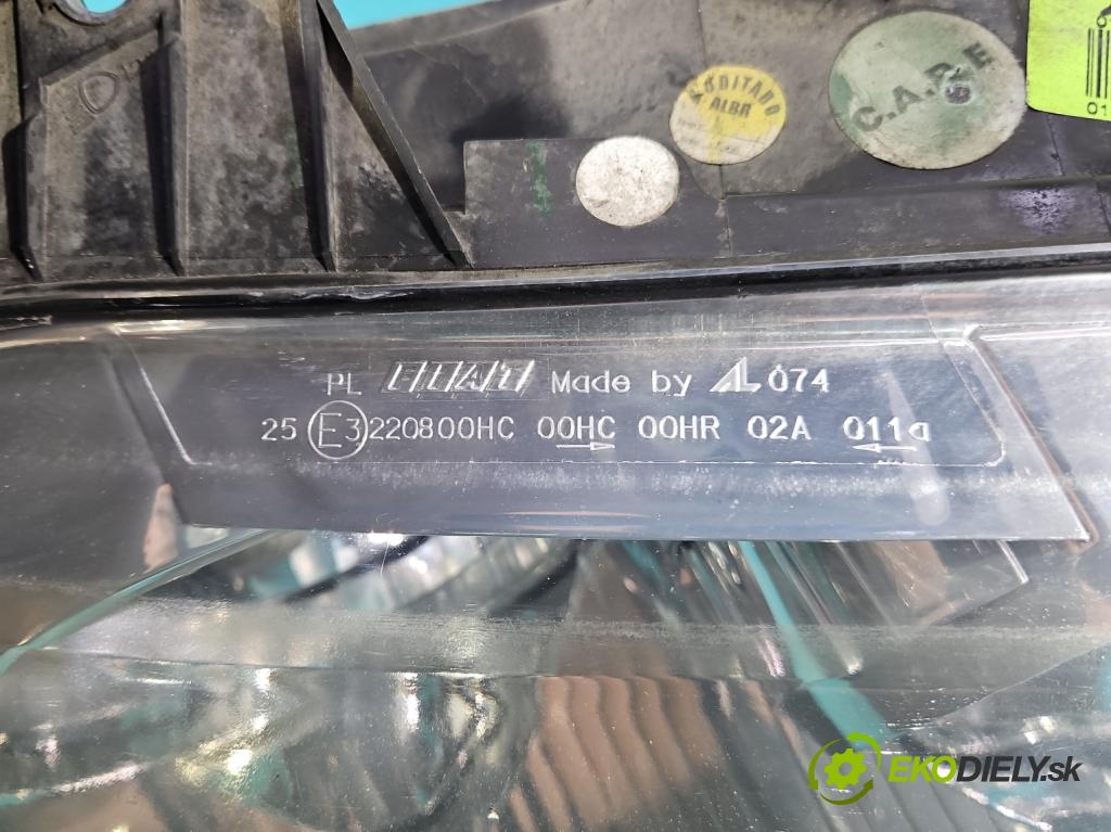 Fiat Albea 1.4 8V 77 hp manual 57 kW 1368 cm3 4- světlo pravý 517544710 (Pravé přední světlo)