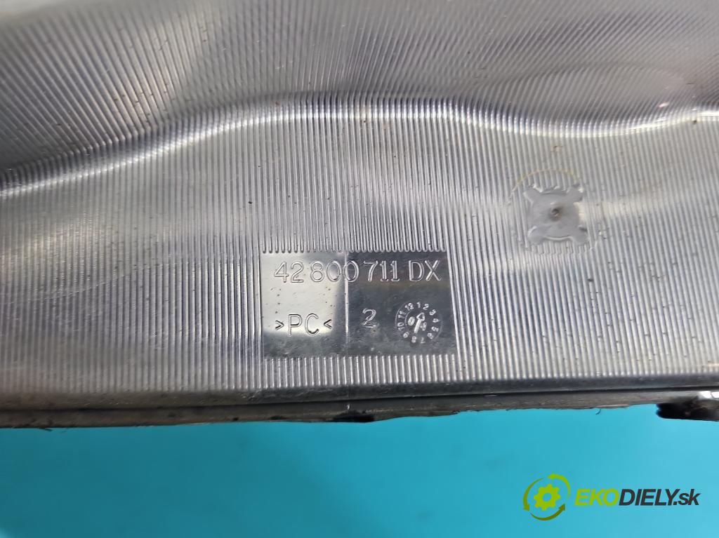 Fiat Albea 1.4 8V 77 hp manual 57 kW 1368 cm3 4- světlo pravý 517544710 (Pravé přední světlo)
