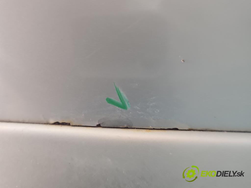Skoda Octavia I 1996-2010 1.6 8V 75 HP manual 55 kW 1598 cm3 5- zadna kufor  (Kapota zadná (kufor))