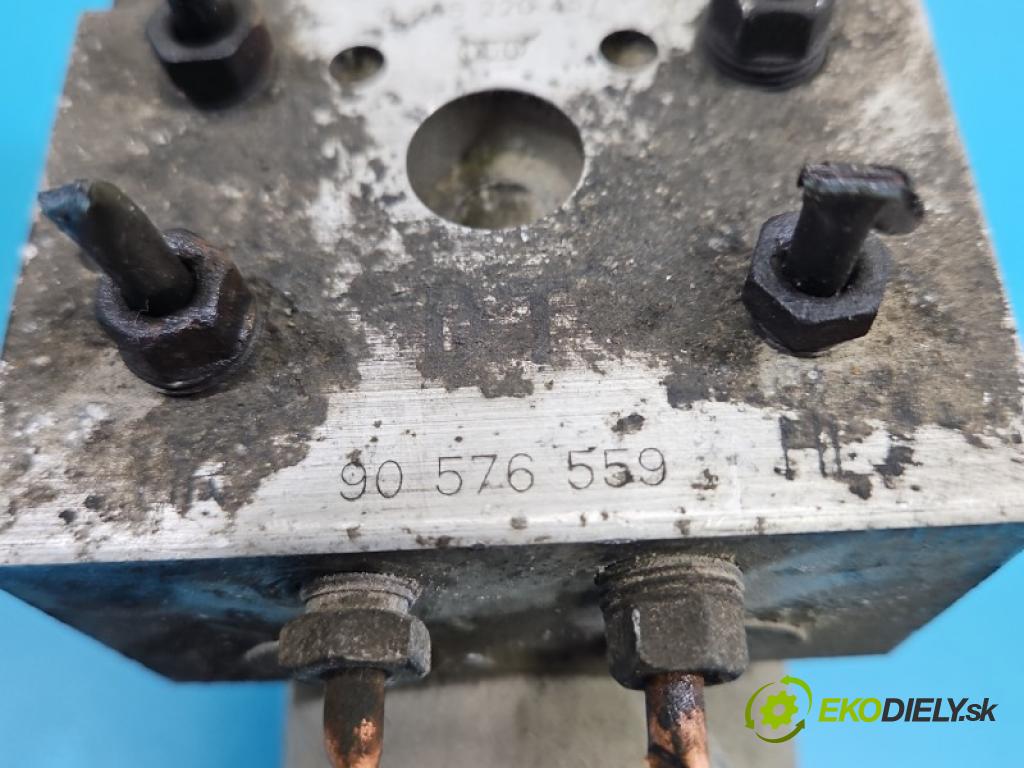 Opel Vectra B 1995-2002 2.0 16V 136 HP manual 100 kW 1998 cm3 4- čerpadlo abs 0273004231 (Pumpa ABS)