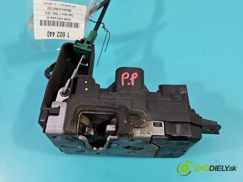 Opel Astra III 2004-2014 1.8 16V 140 hp manual 103 kW 1796 cm3 2- zámek přední pravý 13210745