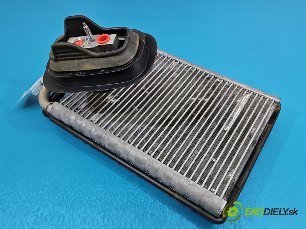 Audi A4 B9 2015-2024 2.0 tdi 190 HP automatic 140 kW 1968 cm3 5- radiator GG271002 (Radiátor kúrenia)