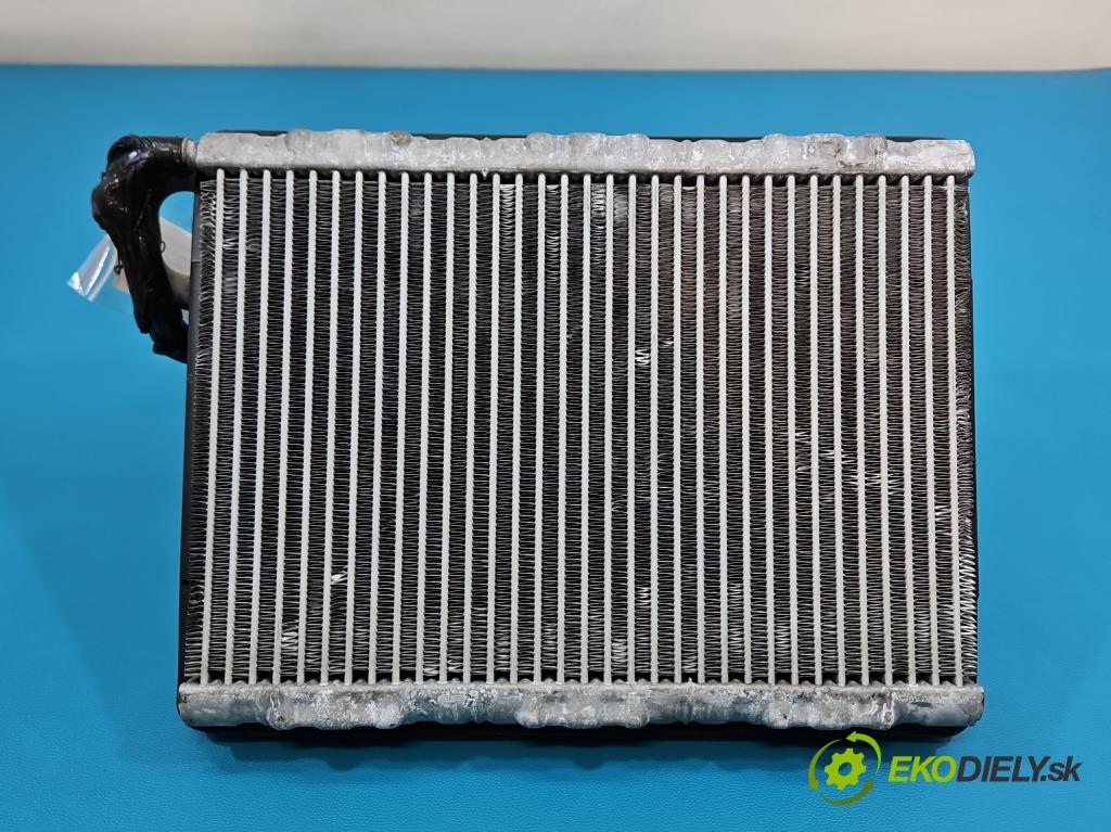 Audi A4 B9 2015-2024 2.0 tdi 190 HP automatic 140 kW 1968 cm3 5- radiator GG271002 (Radiátor kúrenia)