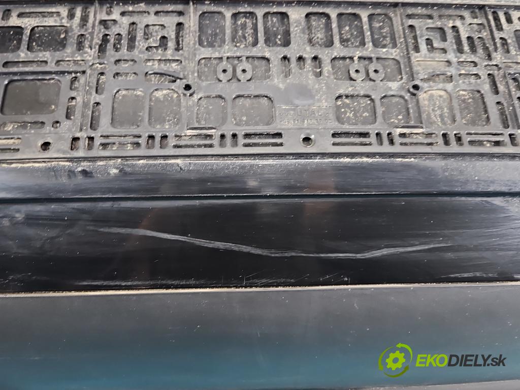 Vw Polo IV 9N 2001-2009 1.2 6V 54 HP manual 40 kW 1198 cm3 3- nárazník zadné  (Kľučka dverí ostatné)