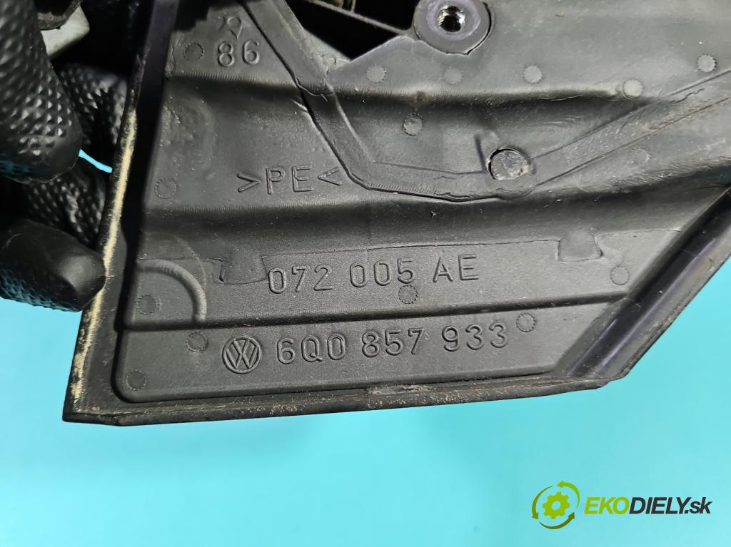 Vw Polo IV 9N 2001-2009 1.2 6V 54 HP manual 40 kW 1198 cm3 3- zrkadlo ľavé  (Kľučka dverí ostatné)