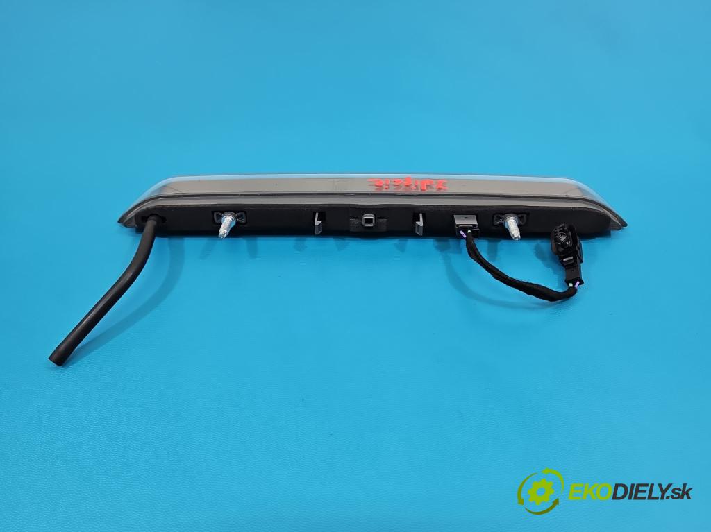 Peugeot 2008 I 2013-2019 1.2 12V 110 HP automatic 81 kW 1199 cm3 5- světlo: stop: 9688016380