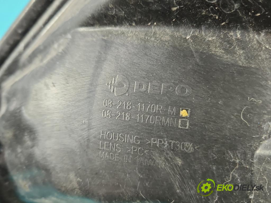 Suzuki Swift Mk8 2017-2024 1.0 T 111KM manual 82 kW 998 cm3 5- Reflektor: pravý  (Svetlo predné pravé)