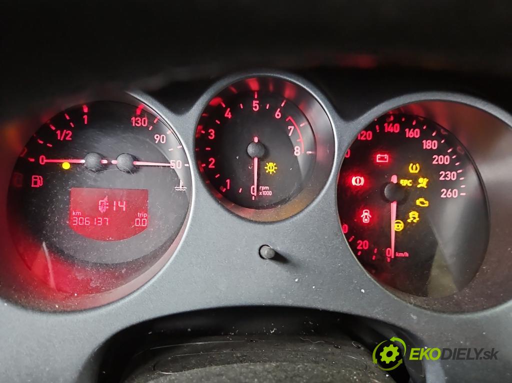 Seat Altea 1.8 TFSI 160 hp manual 118 kW 1798 cm3 5- Přístrojová deska 5P0920827AX (Přístrojová deska)