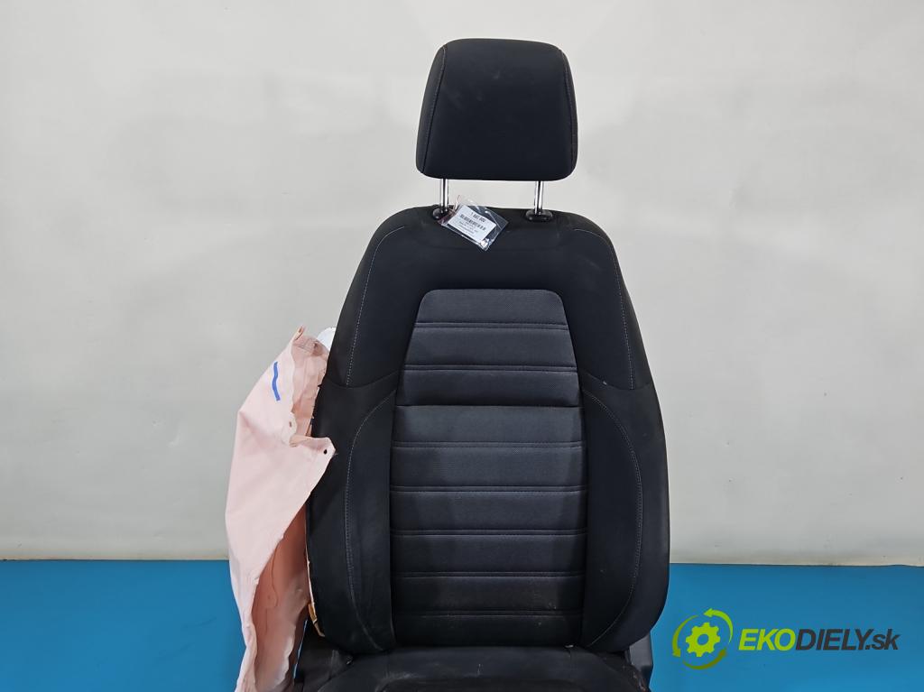Honda CR-V V 2016-2023 1.5 T 193 HP automatic 142 kW 1498 cm3 5- Sedačka pravý  (Sedadlo)