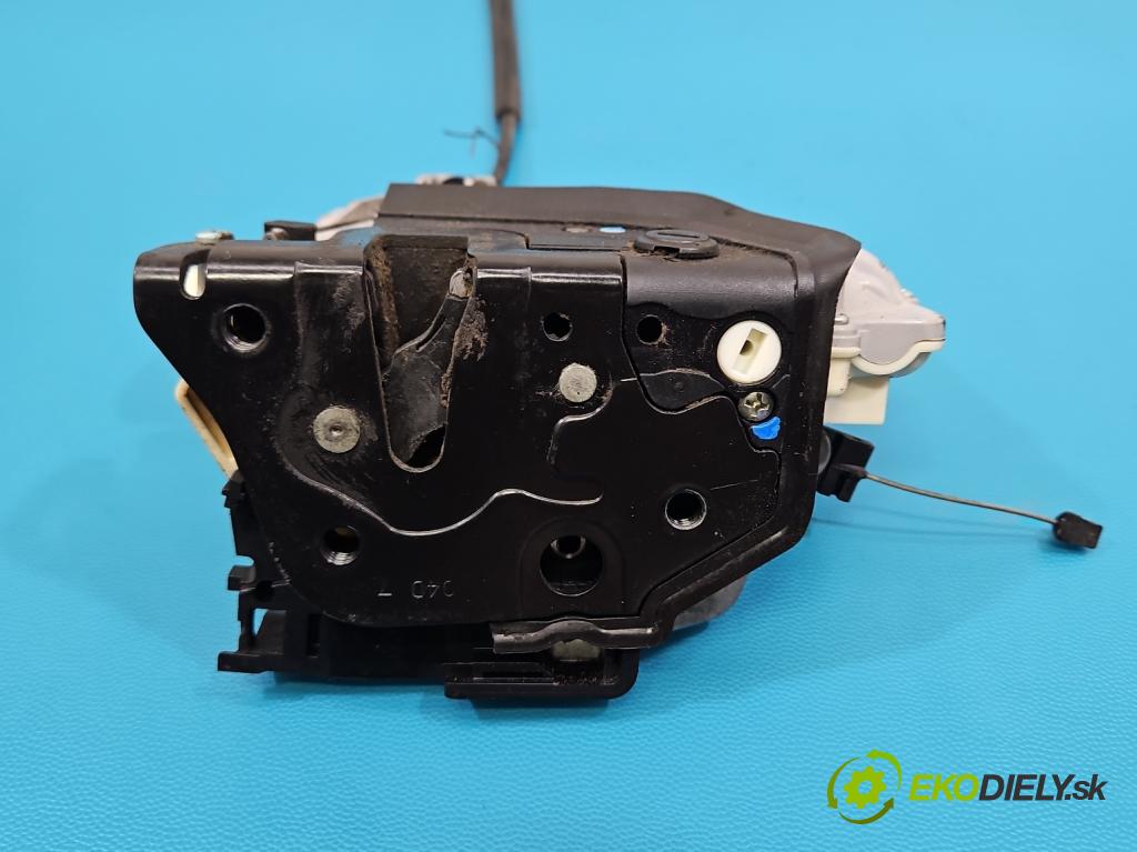 Seat Altea 1.8 TFSI 160 HP manual 118 kW 1798 cm3 5- zámok zadné pravý