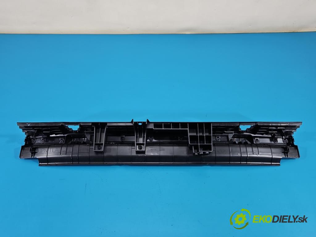 Honda CR-V V 2016-2023 1.5 T 193 HP automatic 142 kW 1498 cm3 5- kryt plast 83304TLA