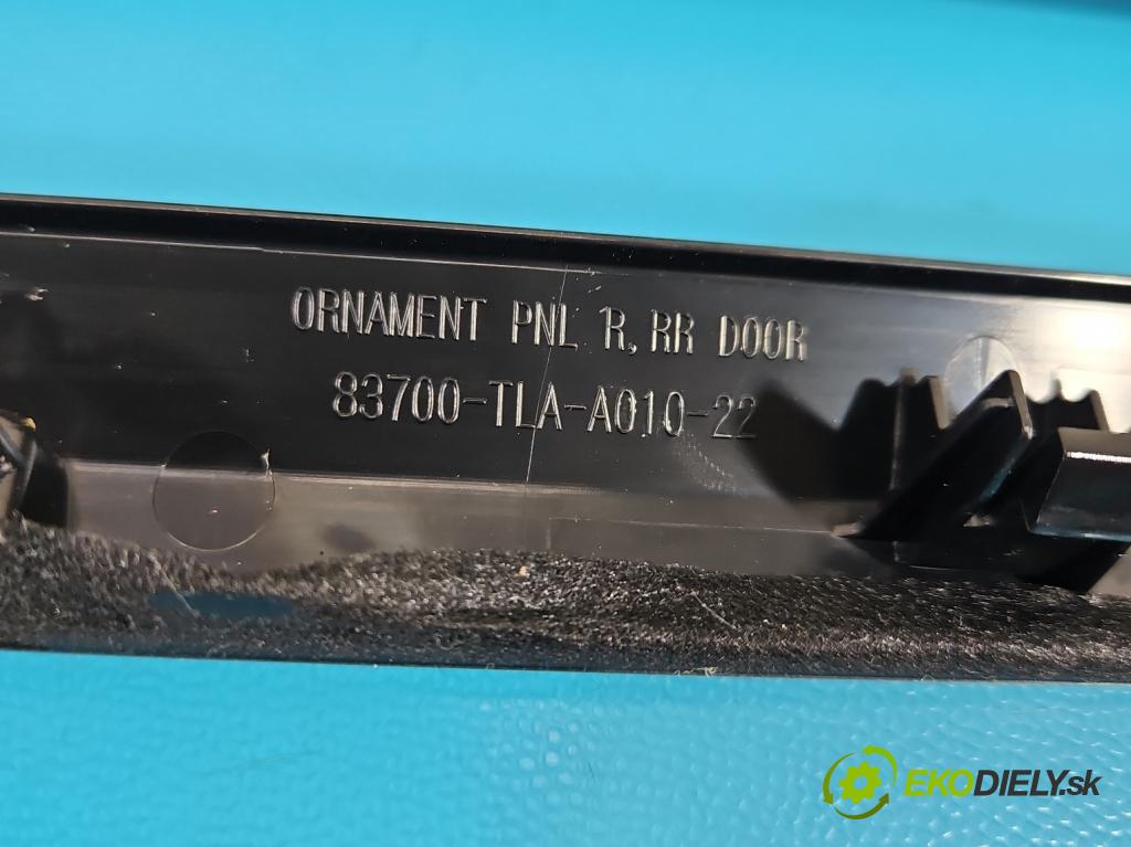 Honda CR-V V 2016-2023 1.5 T 193 HP automatic 142 kW 1498 cm3 5- lišta ozdobná vnitŕní: 83500-TLA-A010-23