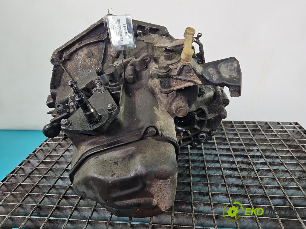 Citroen C4 I 2004-2011 1.4 16V 88 HP manual 65 kW 1360 cm3 5- prevodovka stupeň,rýchlosť manual 20CQ15