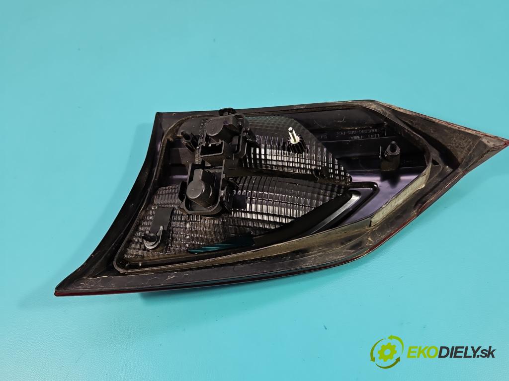Ford C-Max II 2010-2019 2.0 tdci 140 HP manual 103 kW 1997 cm3 5- svetlo / reflektor zadné ľavé  (Kľučka dverí ostatné)
