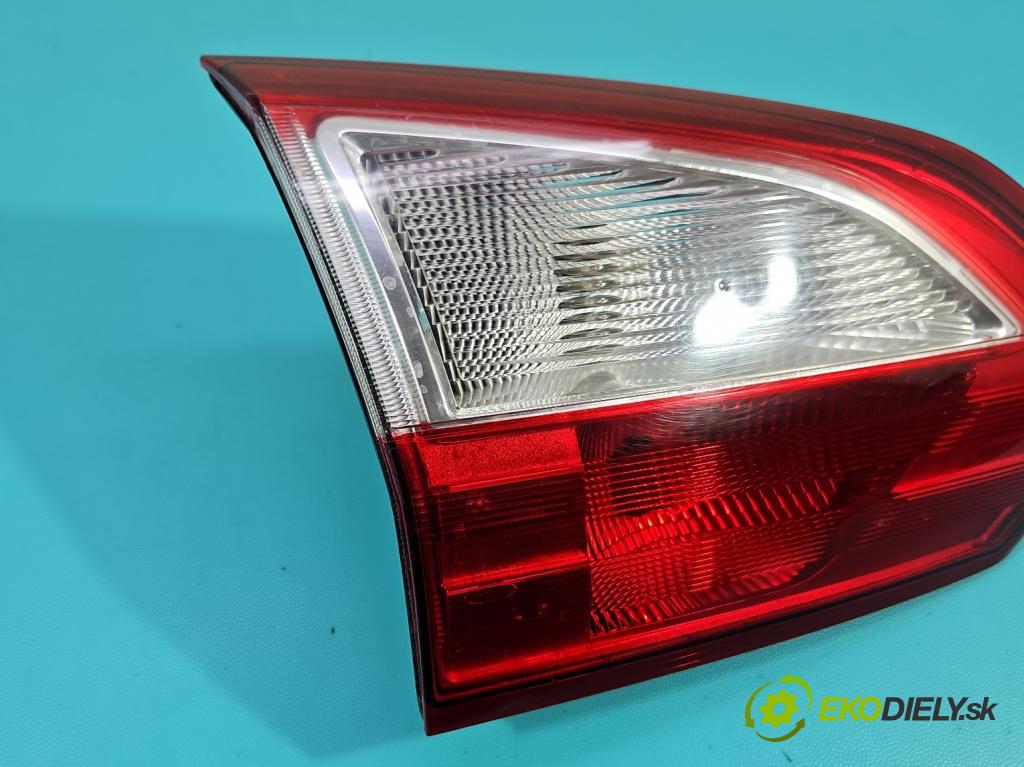 Ford C-Max II 2010-2019 2.0 tdci 140 HP manual 103 kW 1997 cm3 5- svetlo / reflektor zadné ľavé  (Kľučka dverí ostatné)
