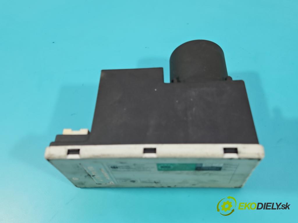 Audi A4 B5 1994-2001 1.9 tdi 110 hp manual 81 kW 1896 cm3 4- Centrálni: zámek: 8L0862257K