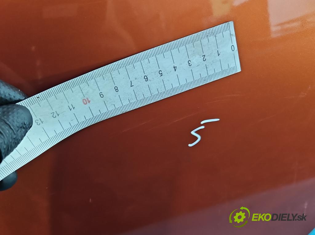 Seat Leon I 1999-2005 1.6 16V 105 HP manual 77 kW 1598 cm3 5- dvere zadné ľavé  (Kľučka dverí ostatné)