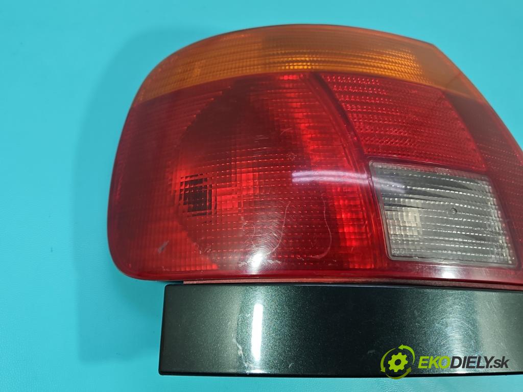 Audi A4 B5 1994-2001 1.6 8V 101 HP manual 74 kW 1595 cm3 4- svetlo / reflektor zadné ľavé (Kľučka dverí ostatné)