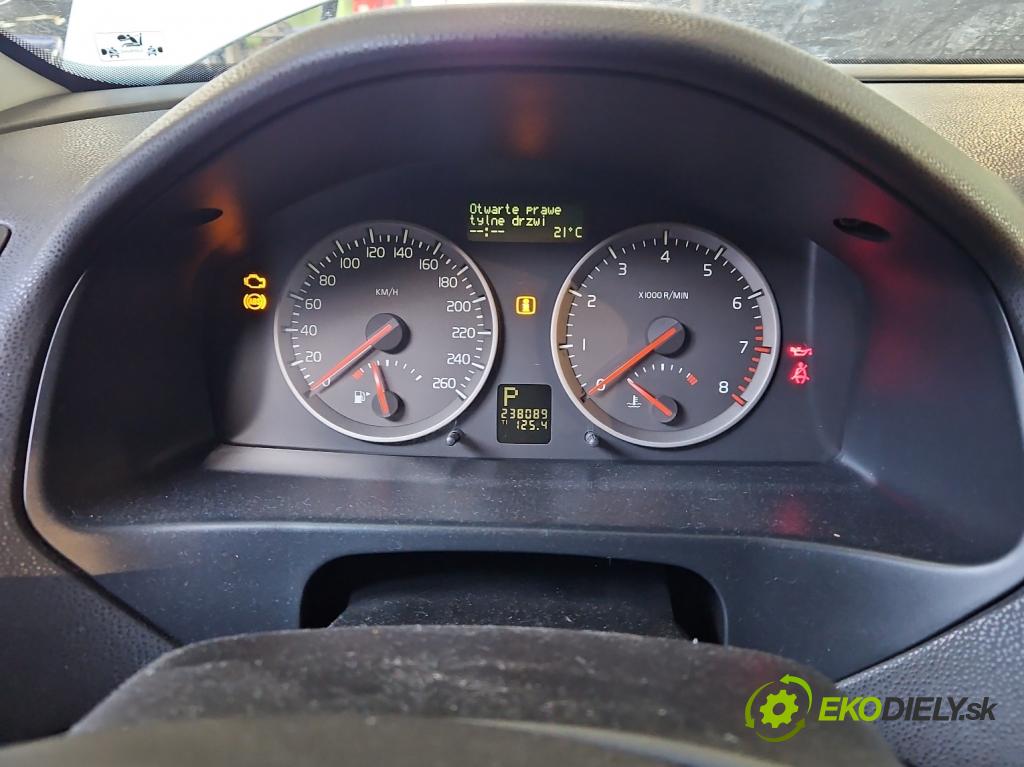 Volvo V50 2.4 20V B5244S 140 hp automatic 103 kW 2435 cm3 5- Přístrojová deska 30710071 (Přístrojová deska)