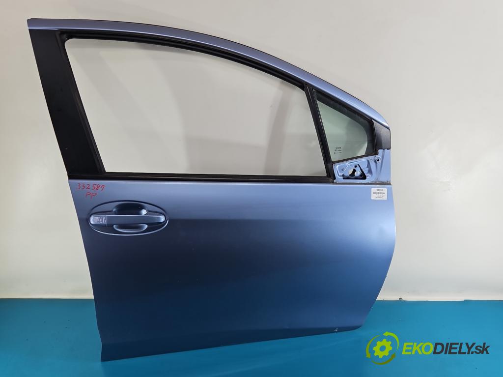 Toyota Yaris III 2011-2020 1.3 vvti 99 HP manual 73 kW 1329 cm3 5- dvere predné pravé  (Kľučka dverí ostatné)
