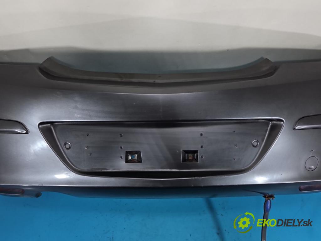Opel Astra III 2004-2014 1.8 16V 140 hp manual 103 kW 1796 cm3 2- nárazník zadní  (Klika dveří ostatní)