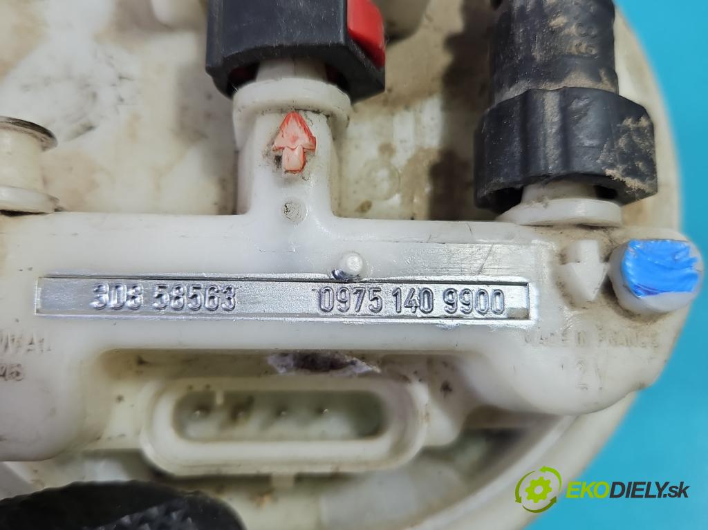 Volvo V40 I 1995-2004 1.8 16V 122 HP manual 90 kW 1783 cm3 5- čerpadlo palivo 30858563