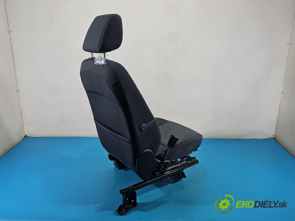 Ford C-Max II 2010-2019 2.0 tdci 140 HP manual 103 kW 1997 cm3 5- Sedačka ľavý  (Sedadlo)
