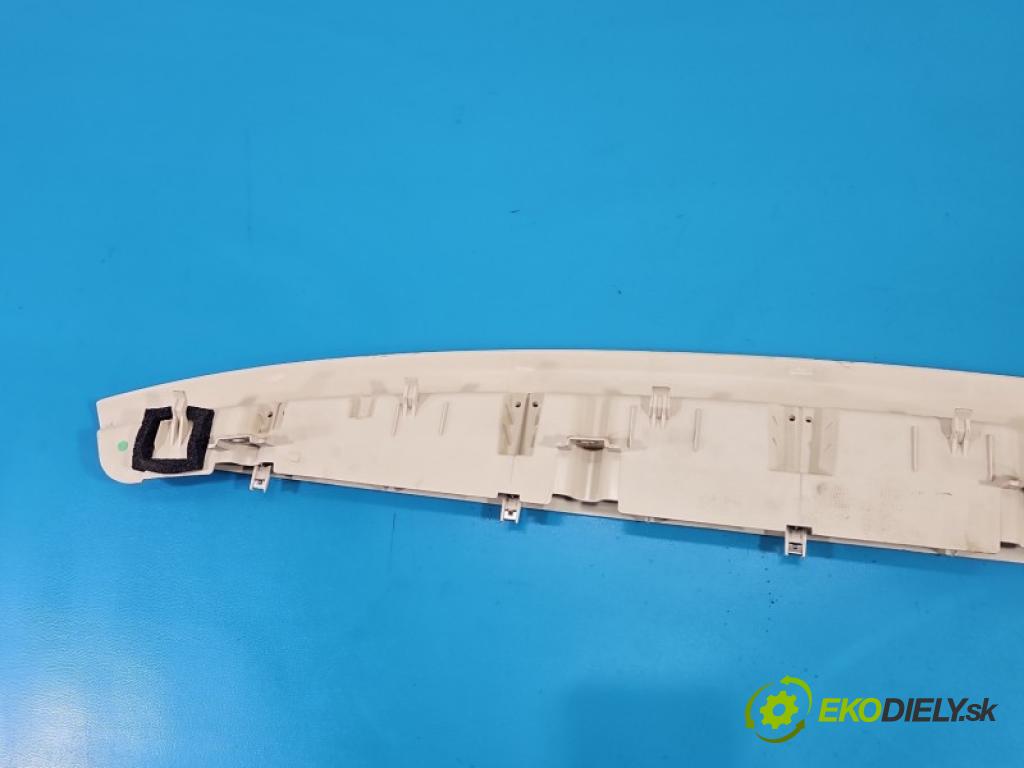 Bmw 5 G30 2017-2024 2.0 T 184 hp automatic 135 kW 1998 cm3 4- torpédo 214505 (Plast pod čelním sklem)