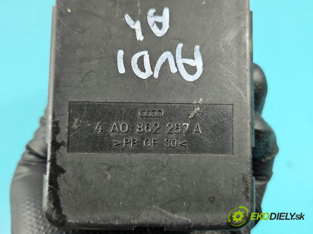 Audi A4 B5 1994-2001 1.9 tdi 110 hp manual 81 kW 1896 cm3 5- Centrálni: zámek: 4A0862257A