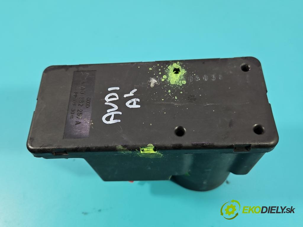 Audi A4 B5 1994-2001 1.9 tdi 110 hp manual 81 kW 1896 cm3 5- Centrálni: zámek: 4A0862257A