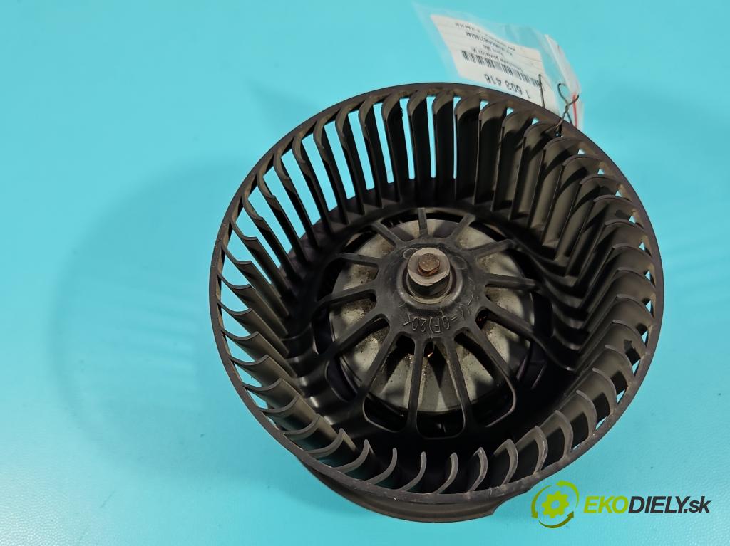 Volvo V50 2.4 20V B5244S: 140 HP automatic 103 kW 2435 cm3 5- ventilátor vzduchu 4M5H-18456-CD