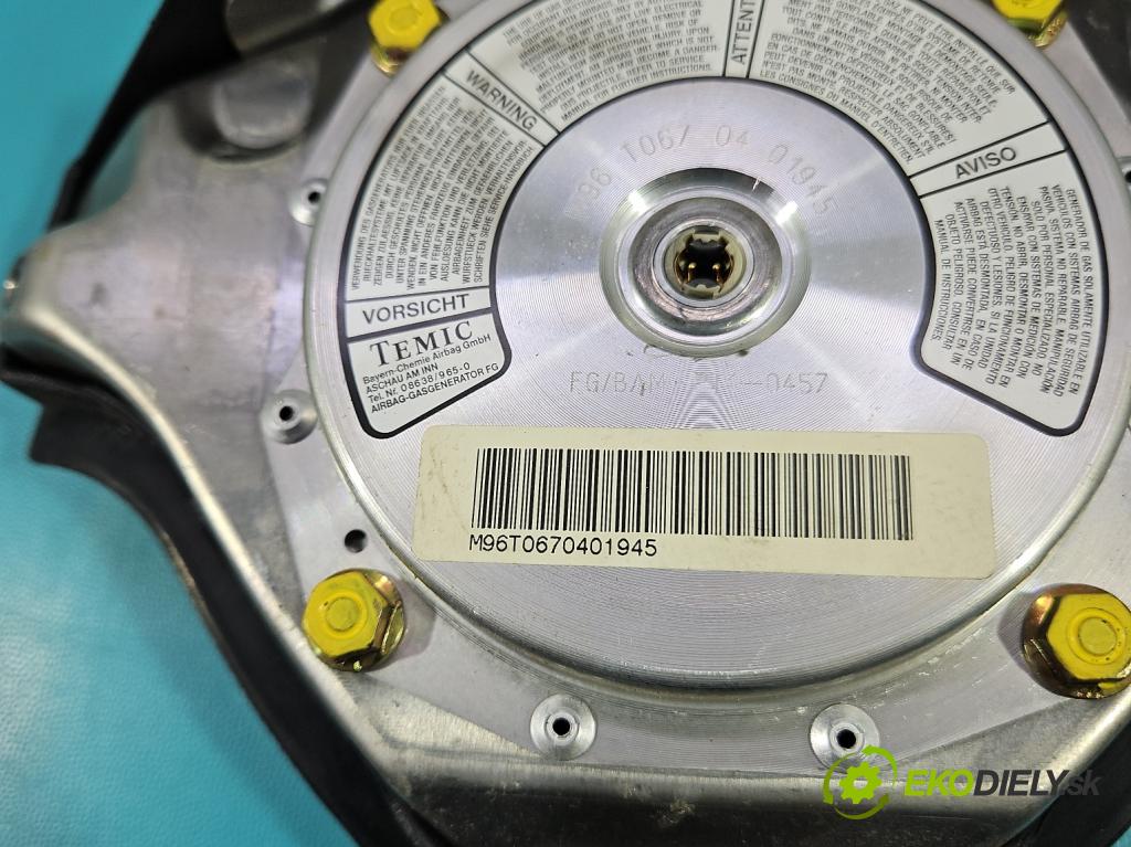 Audi A4 B5 1994-2001 1.9 tdi 110 hp manual 81 kW 1896 cm3 5- volant  (Volant)