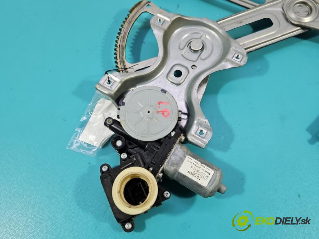 Toyota Auris I 2006-2013 1.4 D4D 90 HP automatic 66 kW 1364 cm3 3- mechanizmus okna predné ľavý 975514-102