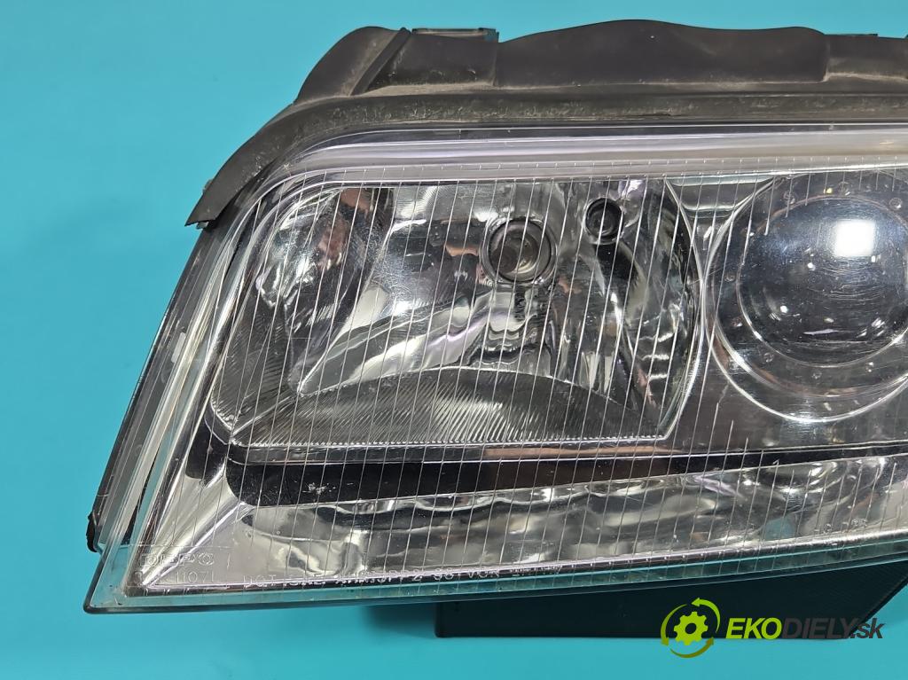 Audi A4 B5 1994-2001 1.9 tdi 110 hp manual 81 kW 1896 cm3 5- světlo levý  (Klika dveří ostatní)