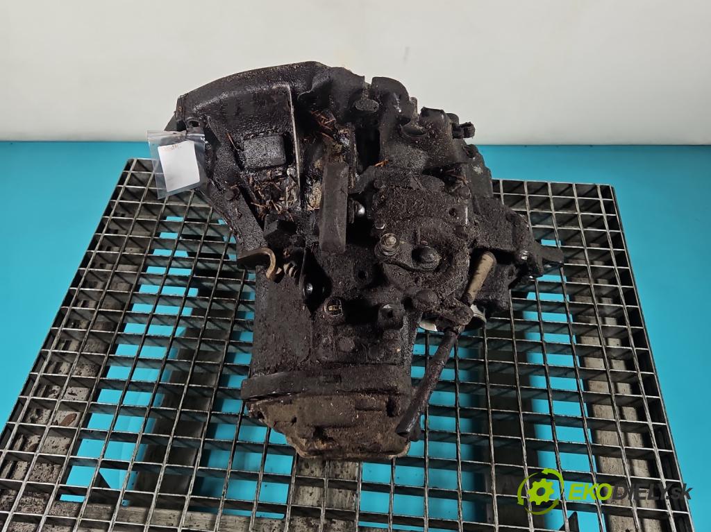 Fiat Seicento 0.9 8V 39 HP manual 29 kW 899 cm3 3- prevodovka stupeň,rýchlosť manual