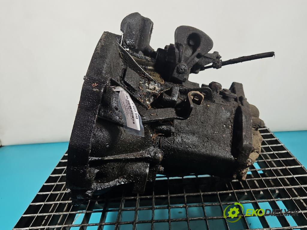 Fiat Seicento 0.9 8V 39 HP manual 29 kW 899 cm3 3- prevodovka stupeň,rýchlosť manual