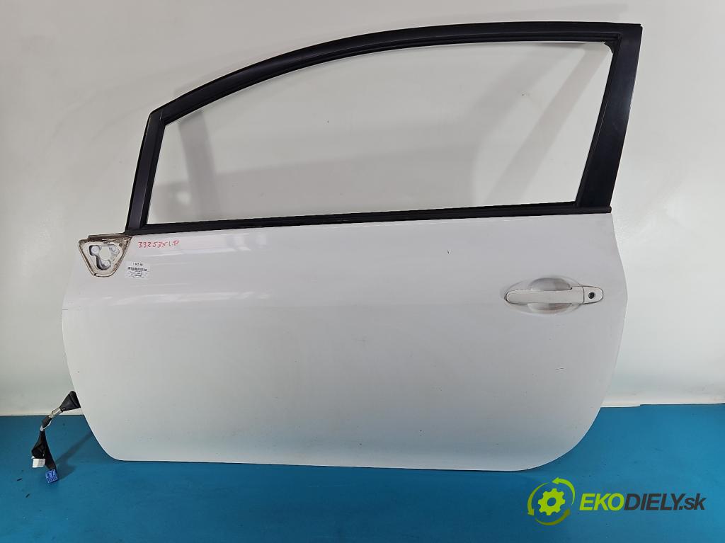 Toyota Auris I 2006-2013 1.4 D4D 90 HP automatic 66 kW 1364 cm3 3- dvere predné ľavé  (Kľučka dverí ostatné)