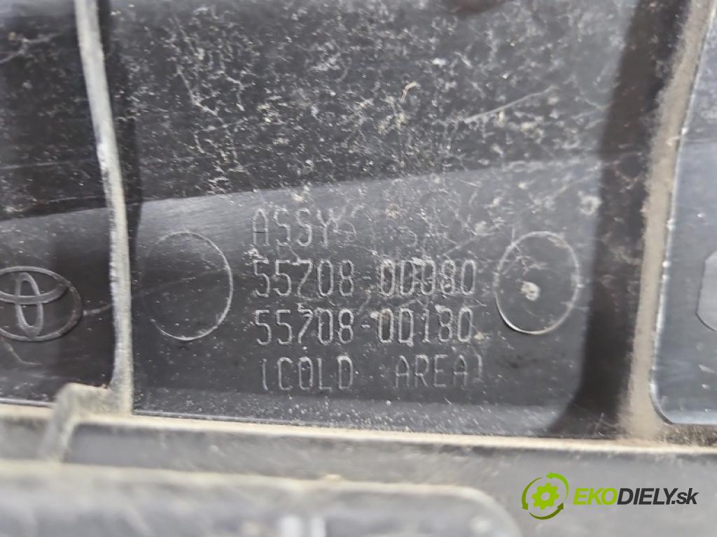 Toyota Yaris III 2011-2020 1.3 vvti 99 hp manual 73 kW 1329 cm3 5- torpédo 55783-0D140 (Plast pod čelním sklem)